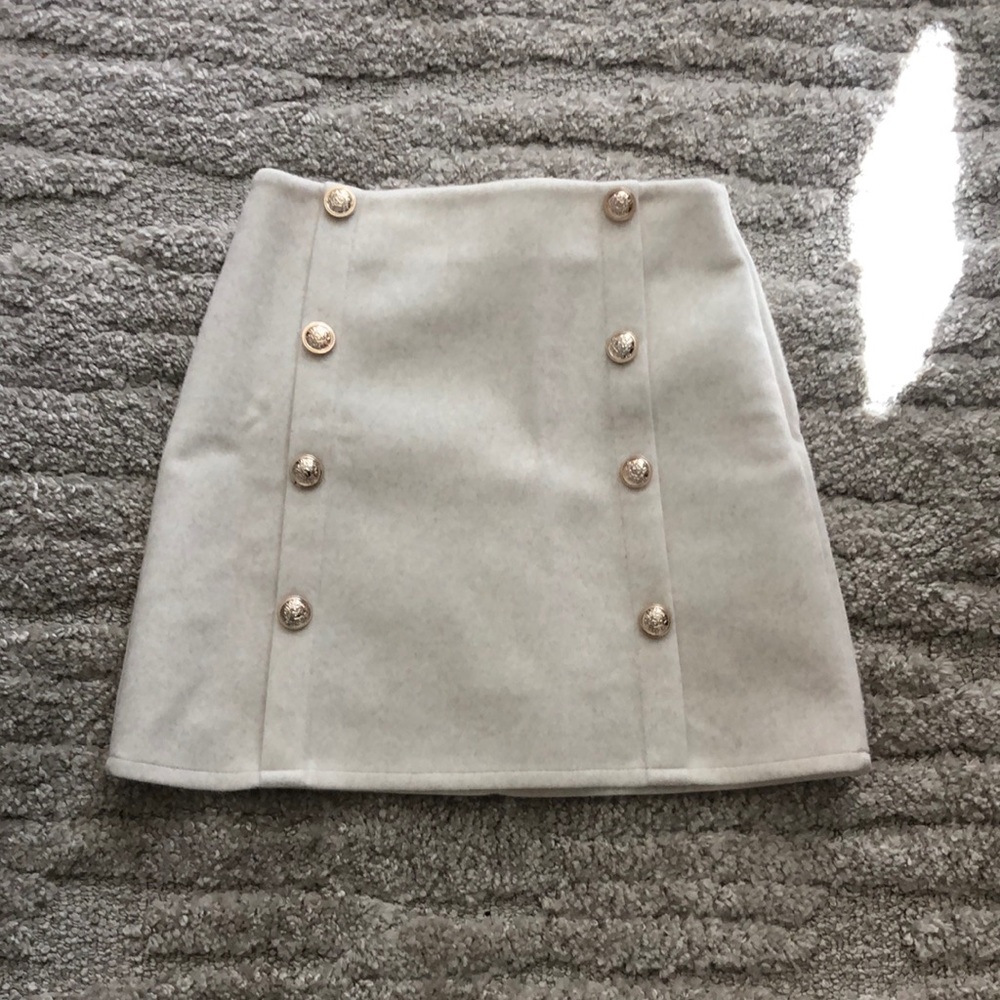 Goodnight Macaroon, felt skirt